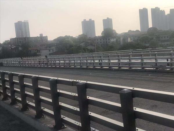 供需弱勢平衡，不銹鋼復合管價或窄幅整理！